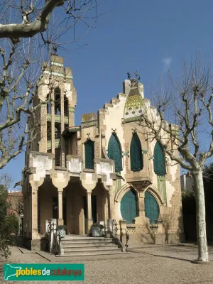 Edifici modernista a Cardedeu